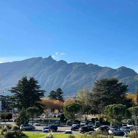 Le Dolce Parking